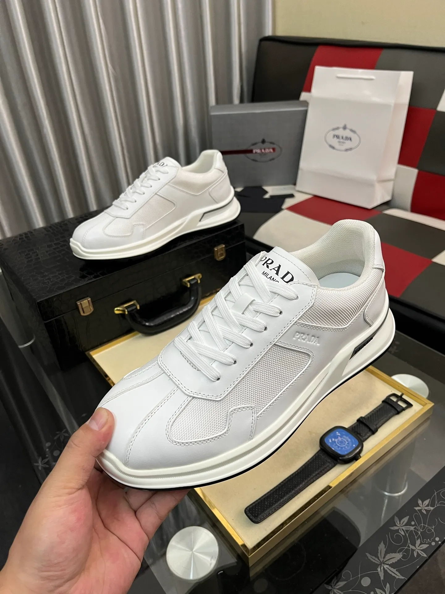 Men's shoes 💰600⌚️⌚️【PRADA】Prada casual shoes, originally developed 1:1, made of high-mercerized cowhide with imported cowhide, silk sheepskin lining, rubber outsole, comfortable and soft on the foot, size: 38-442️⃣Colors available